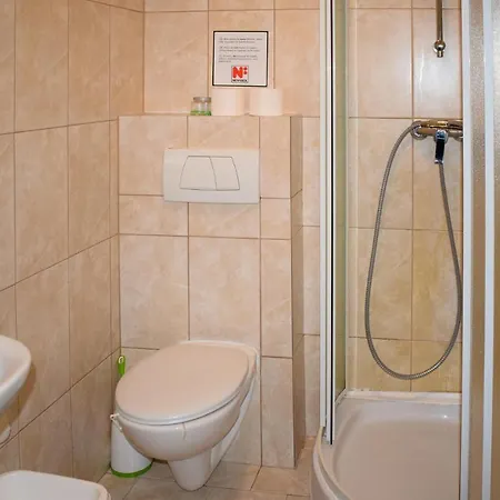 Апартаменты Beautiful In W/ 5 Bedrooms *